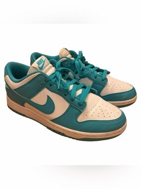 Nike Dunk Low Retro Clear Jade White Turquoise Sneakers Women’s 9 DD1391-402